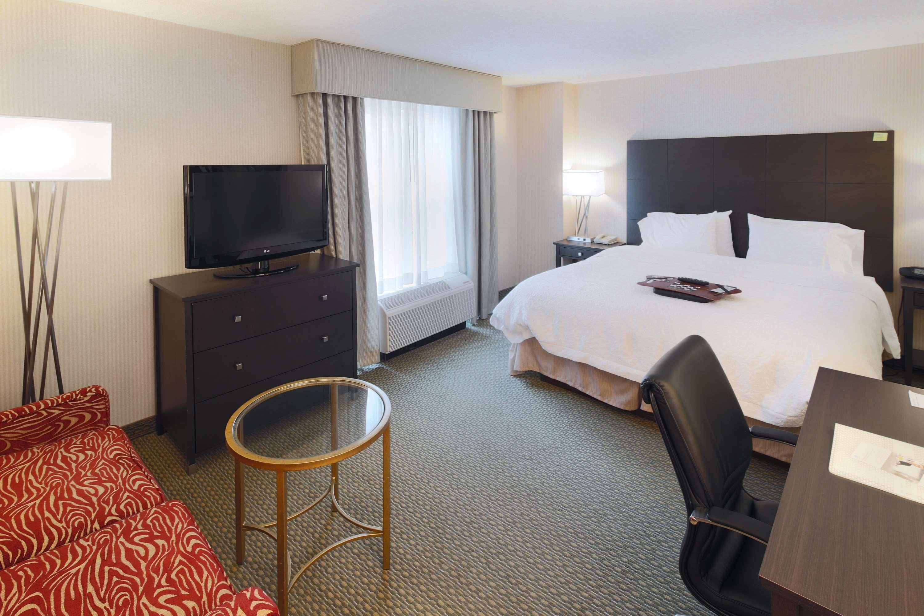 Hampton Inn & Suites Arlington Crystal City Dca Exterior foto